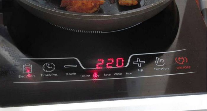 Test stolne indukcijske ploče za kuhanje od 102-koliki je napon?