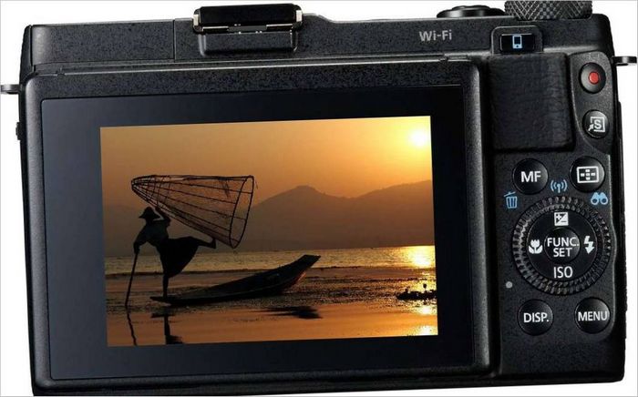Kompaktni fotoaparat Ina1 Ina