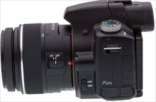 DSLR fotoaparat Ina-Ina55