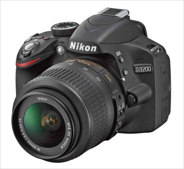 Digitalni SLR Fotoaparat3200