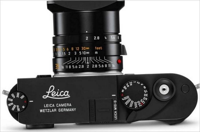 Leica