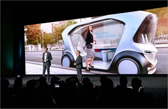 bosch-ces2023_heyn_mansuetti_shuttle