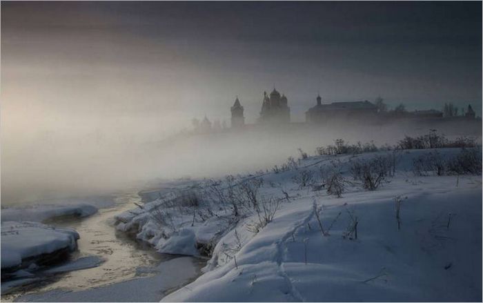 Jutarnja magla odlazi Kompaktni fotoaparati